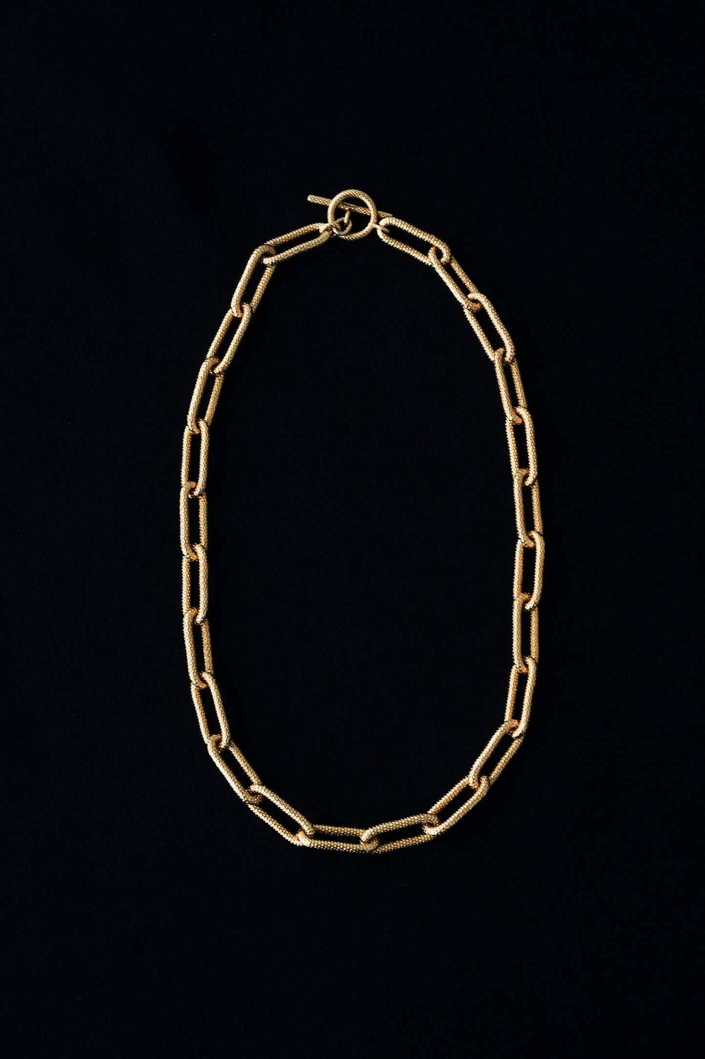 HEAVY CHAIN NECKLACE