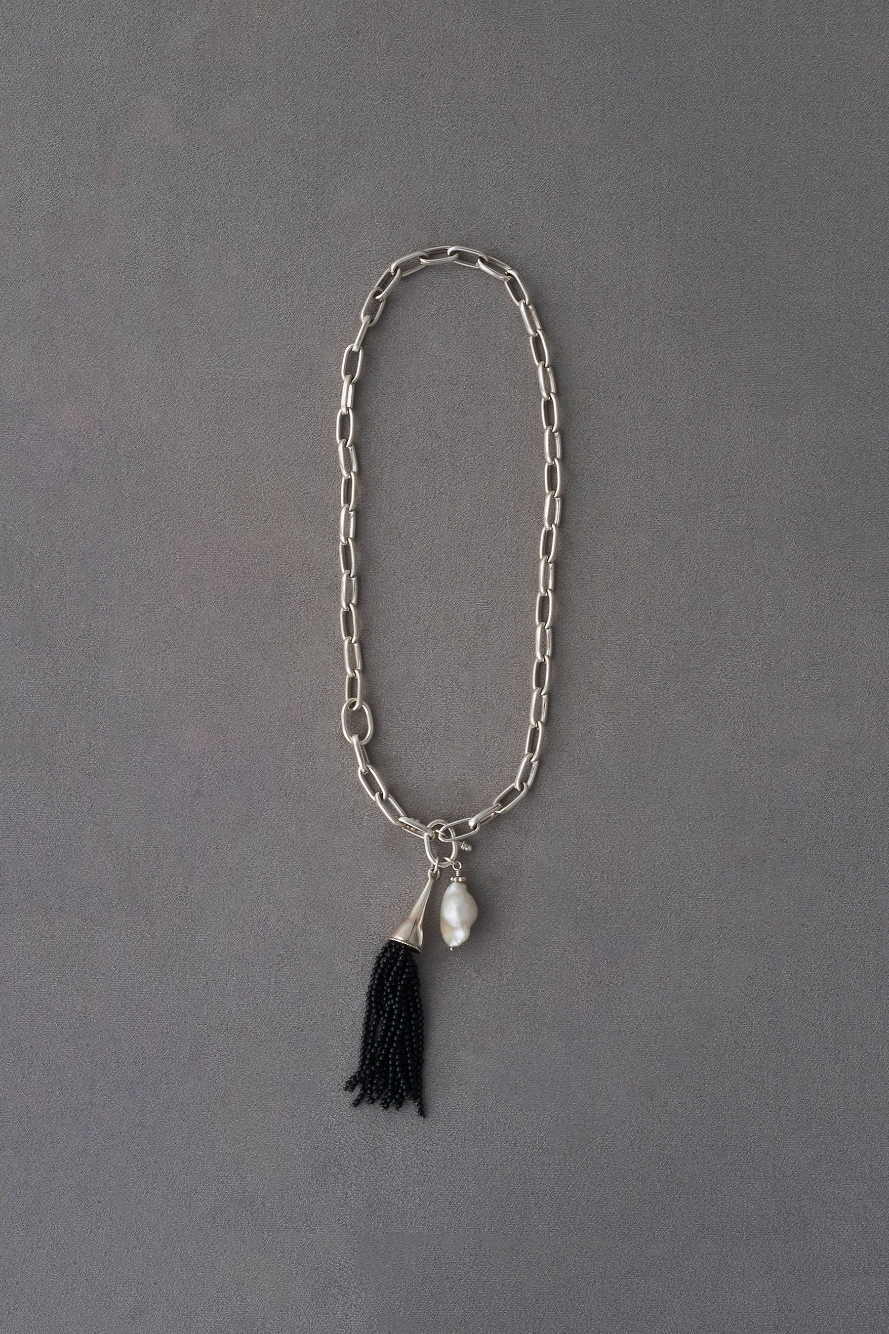 ASSEMBLE  COLLAR