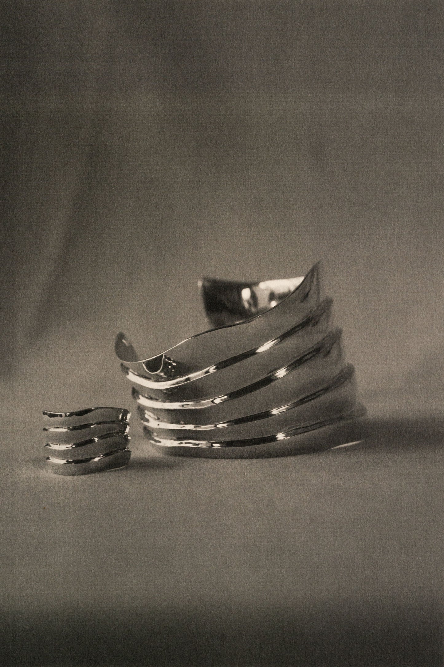 RIPPLE RING