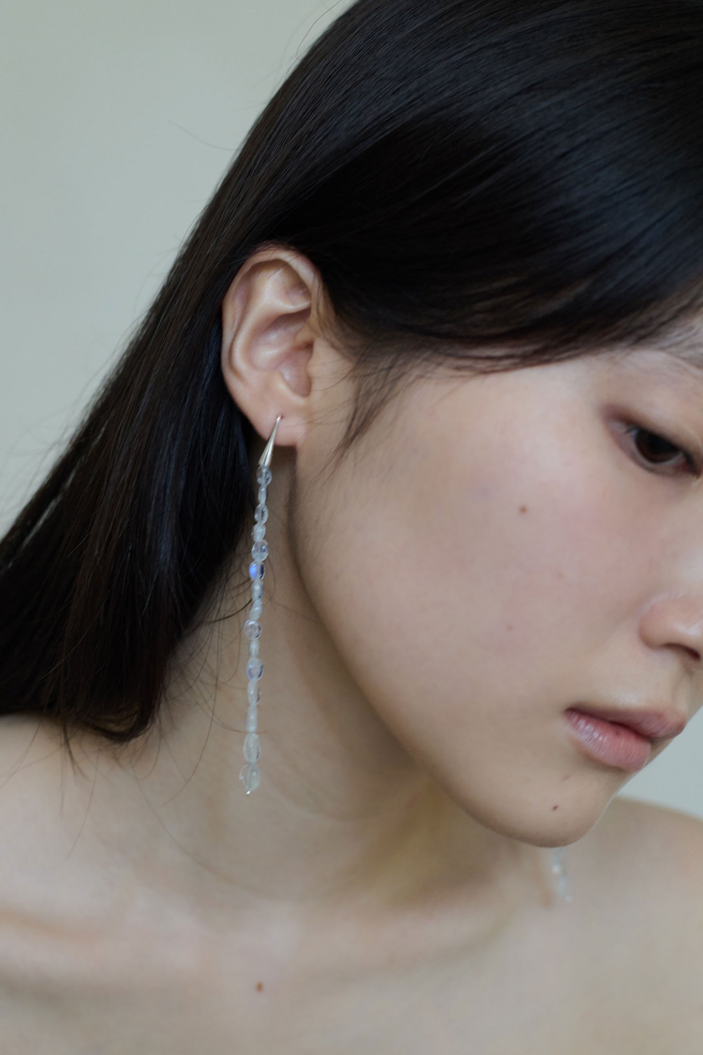 STEPPING STONE EARRINGS MOONSTONE