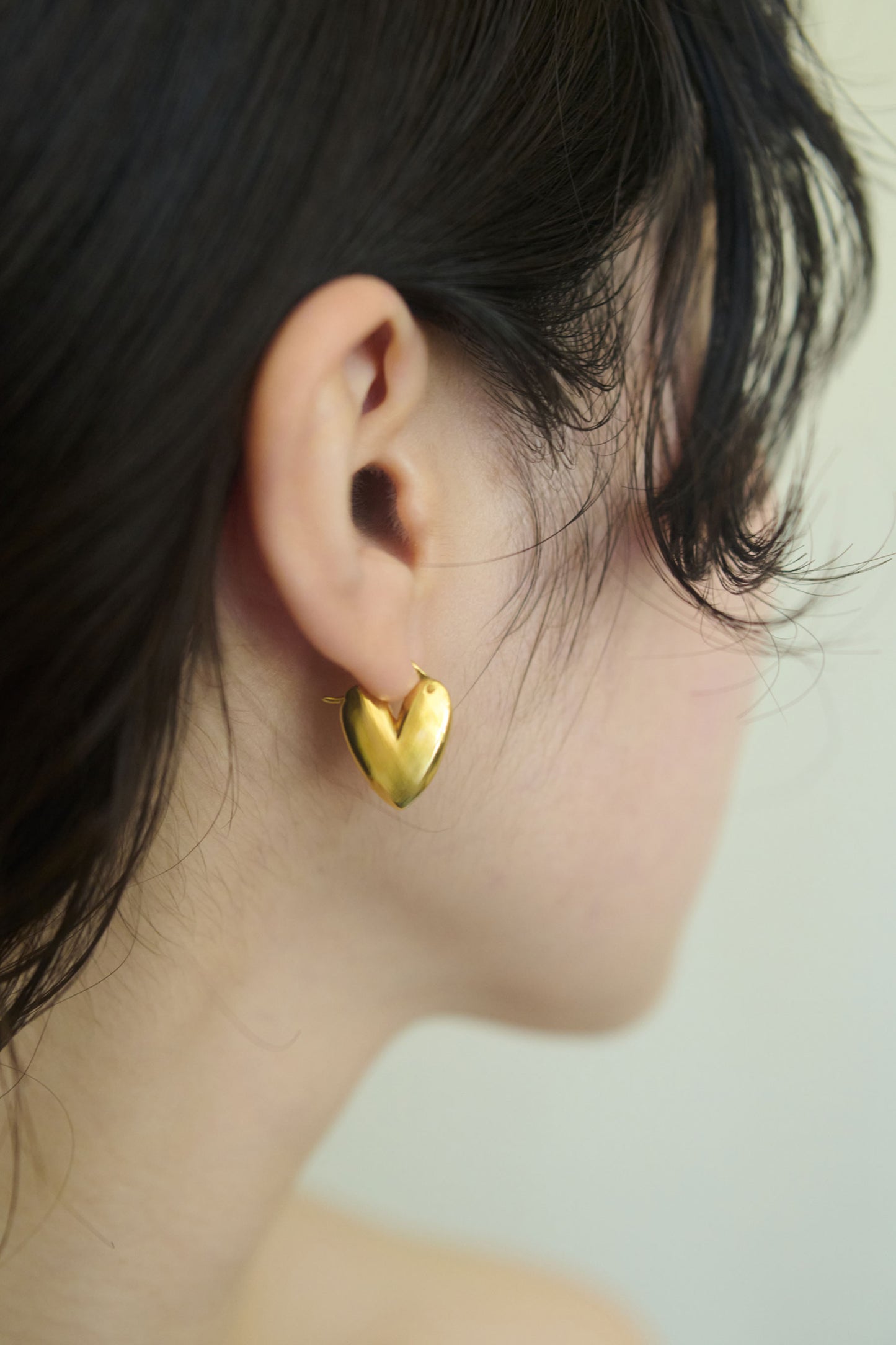 TINY PUFFY HEART HOOPS(1PIECE)