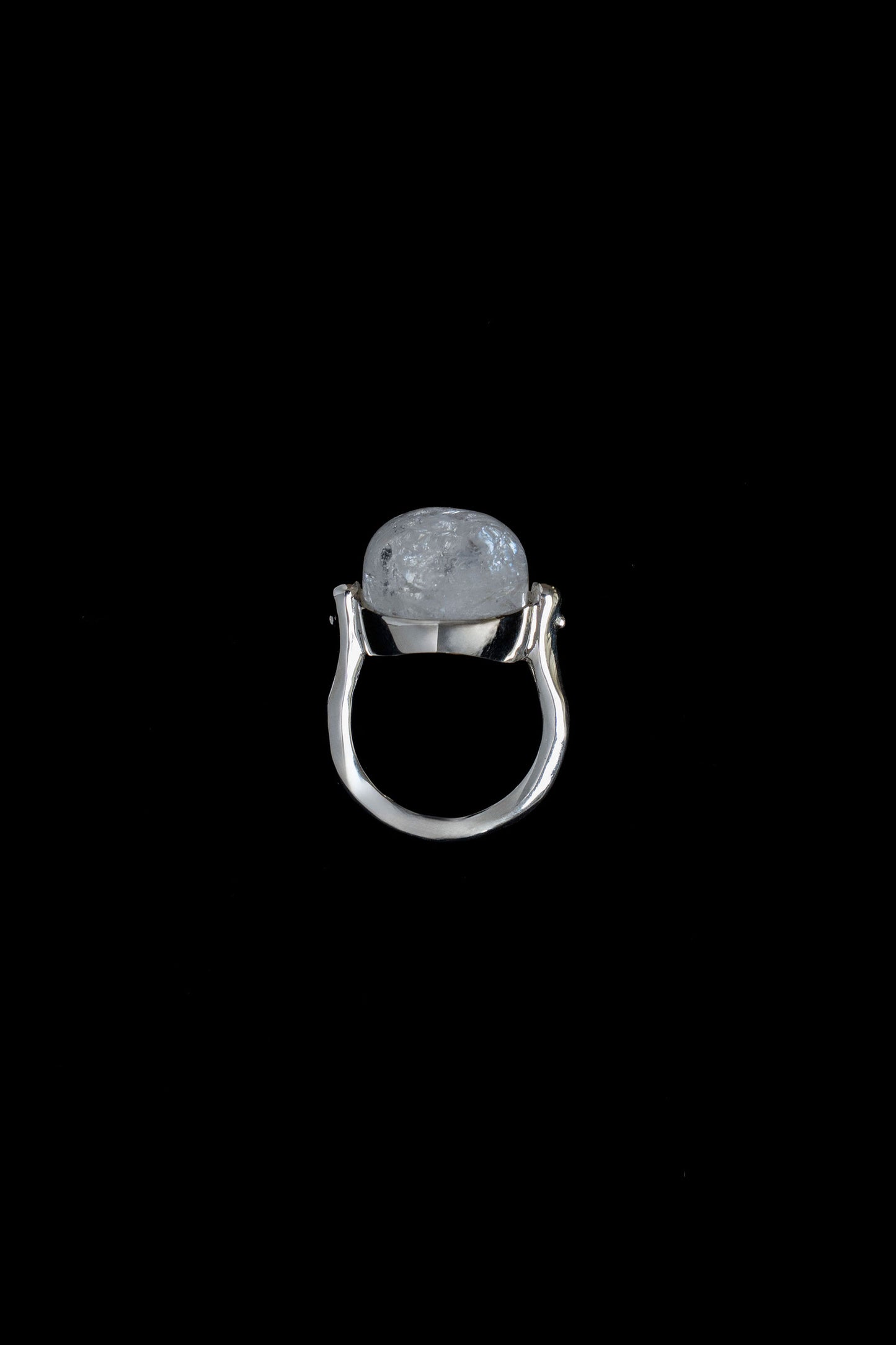 PUFFY STONE RING / IRIS QUARTZ