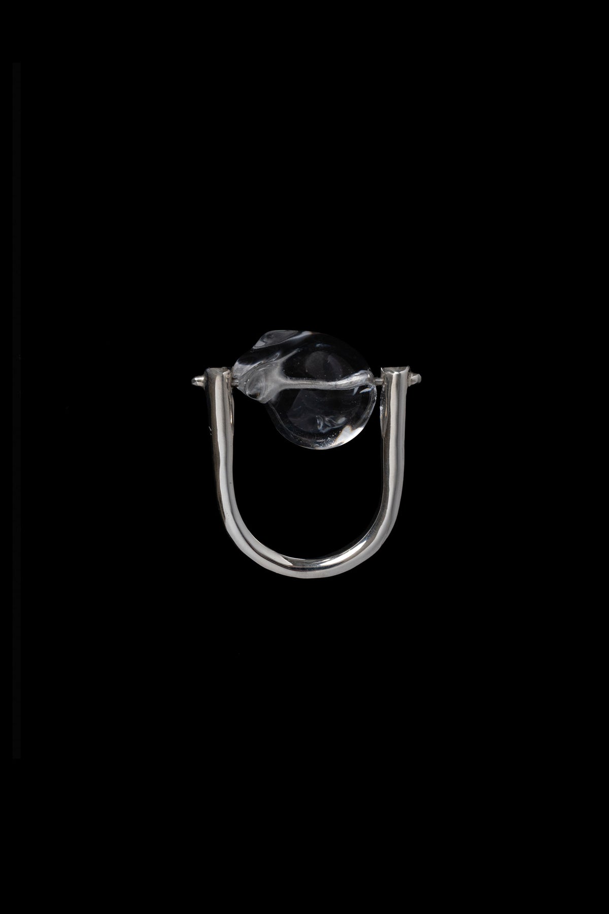 DISTORTED STONE RING