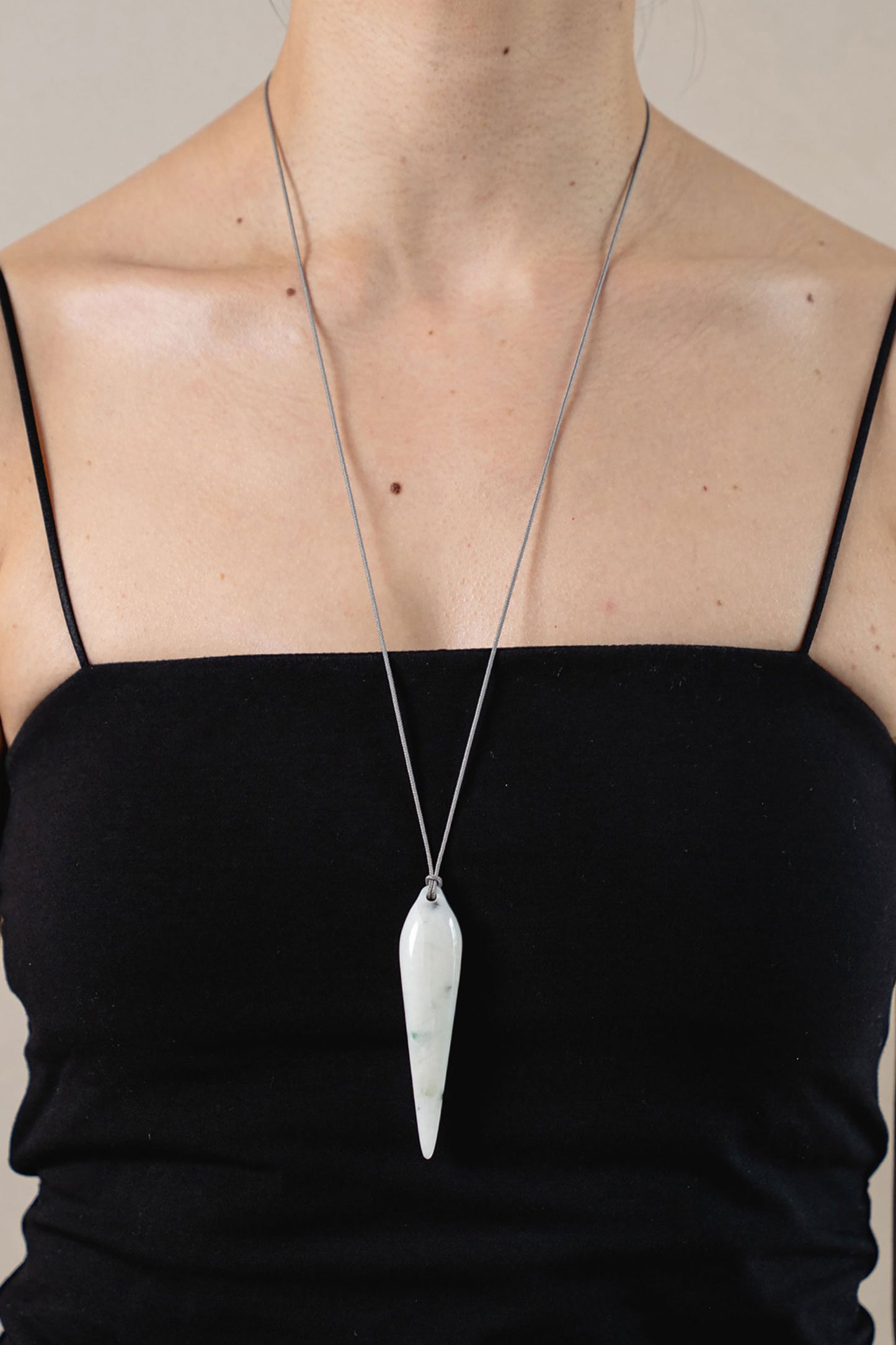 AMULET CODE NECKLACE/JADEITE