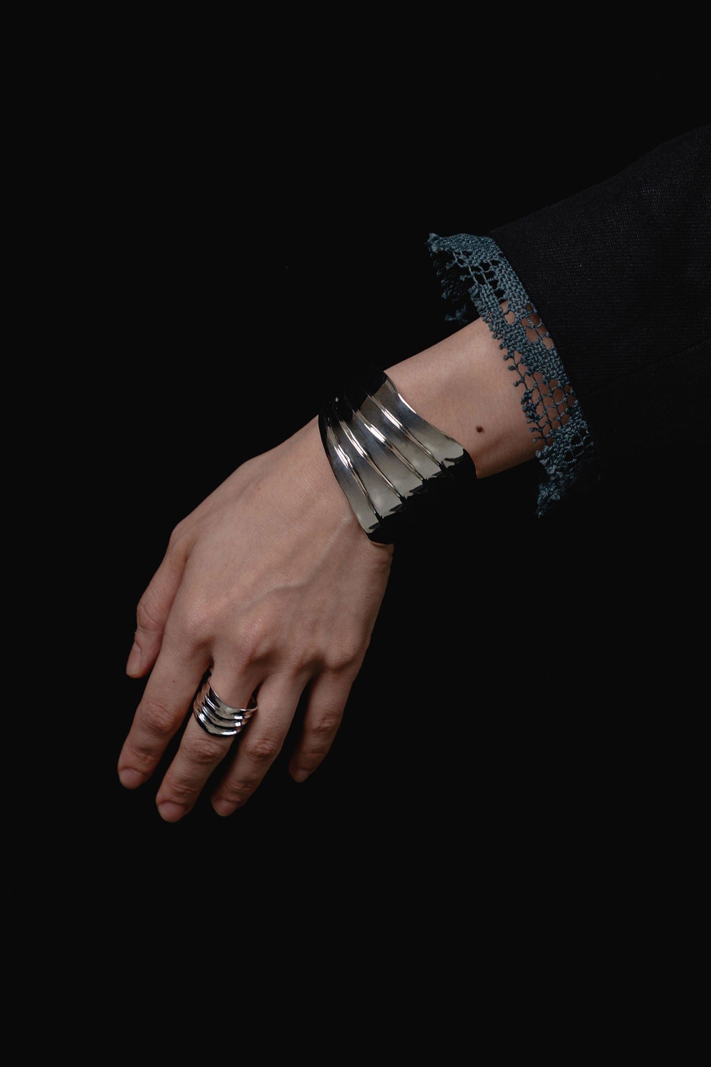 RIPPLE RING