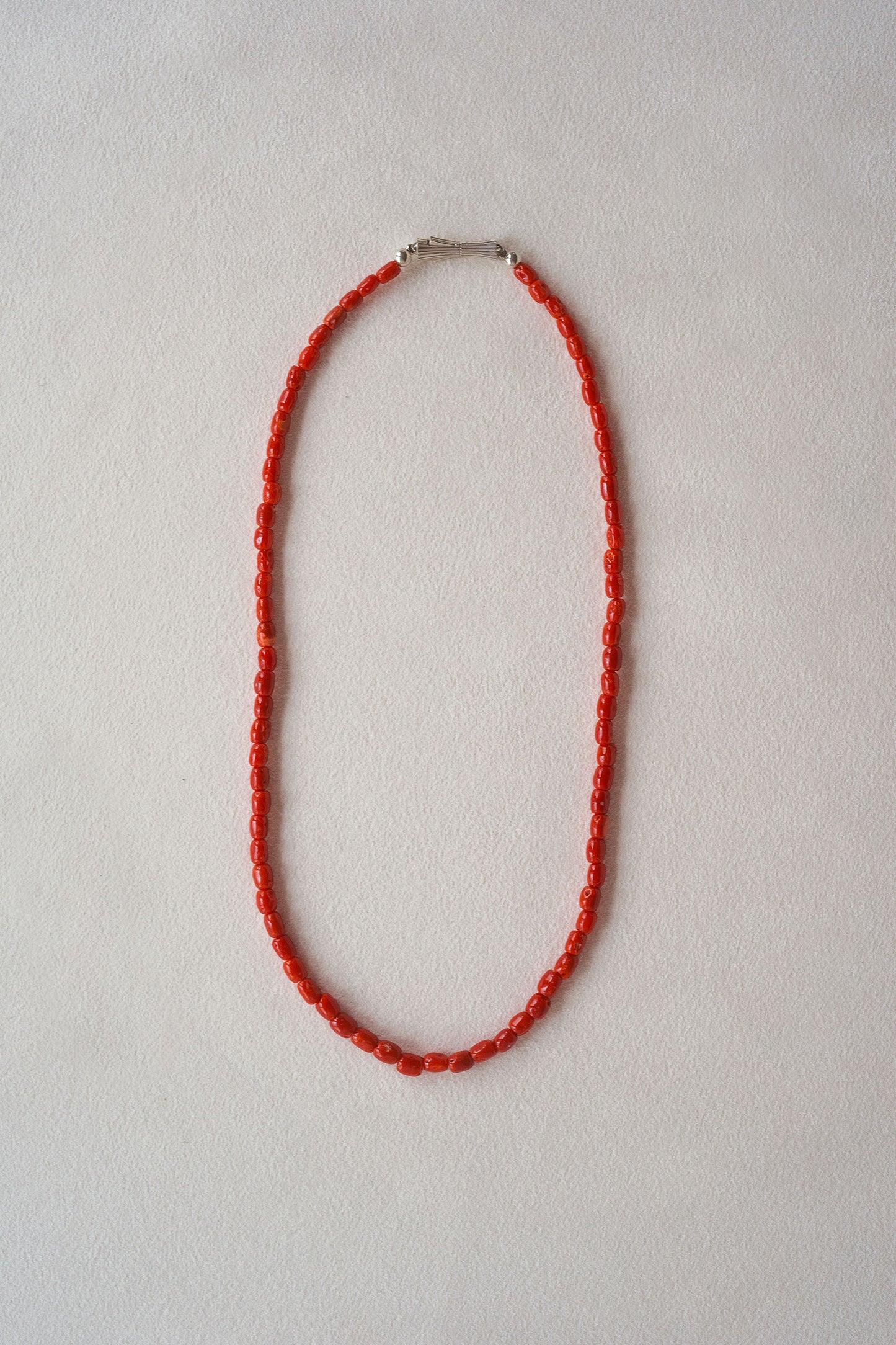 SHORT CORAL NECKLACE