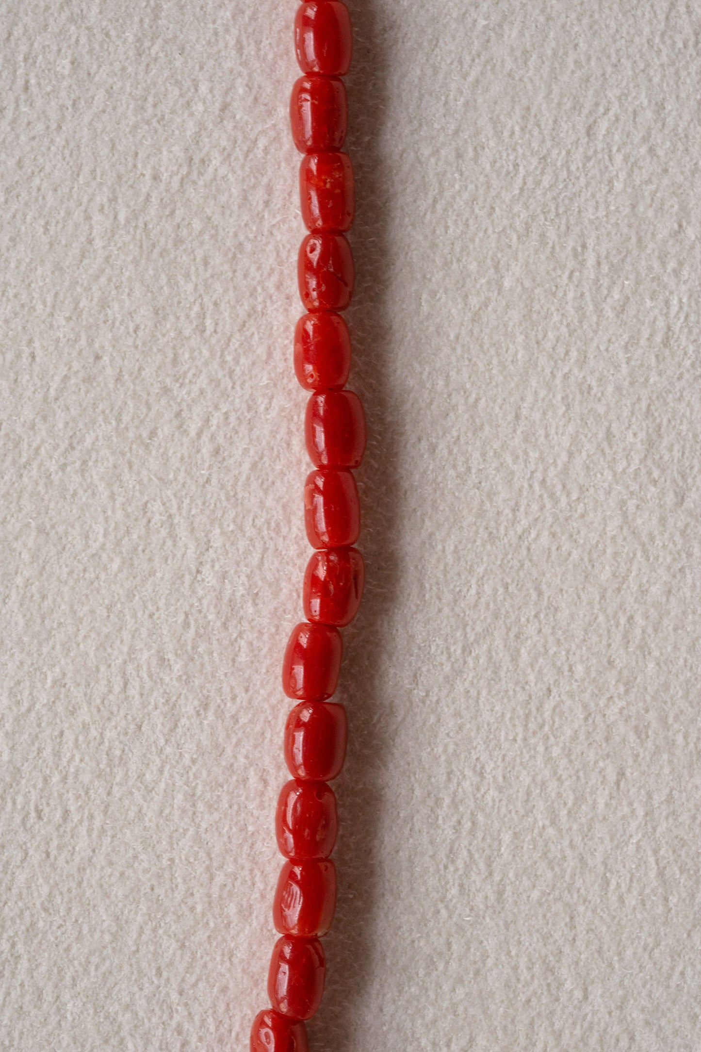 SHORT CORAL NECKLACE