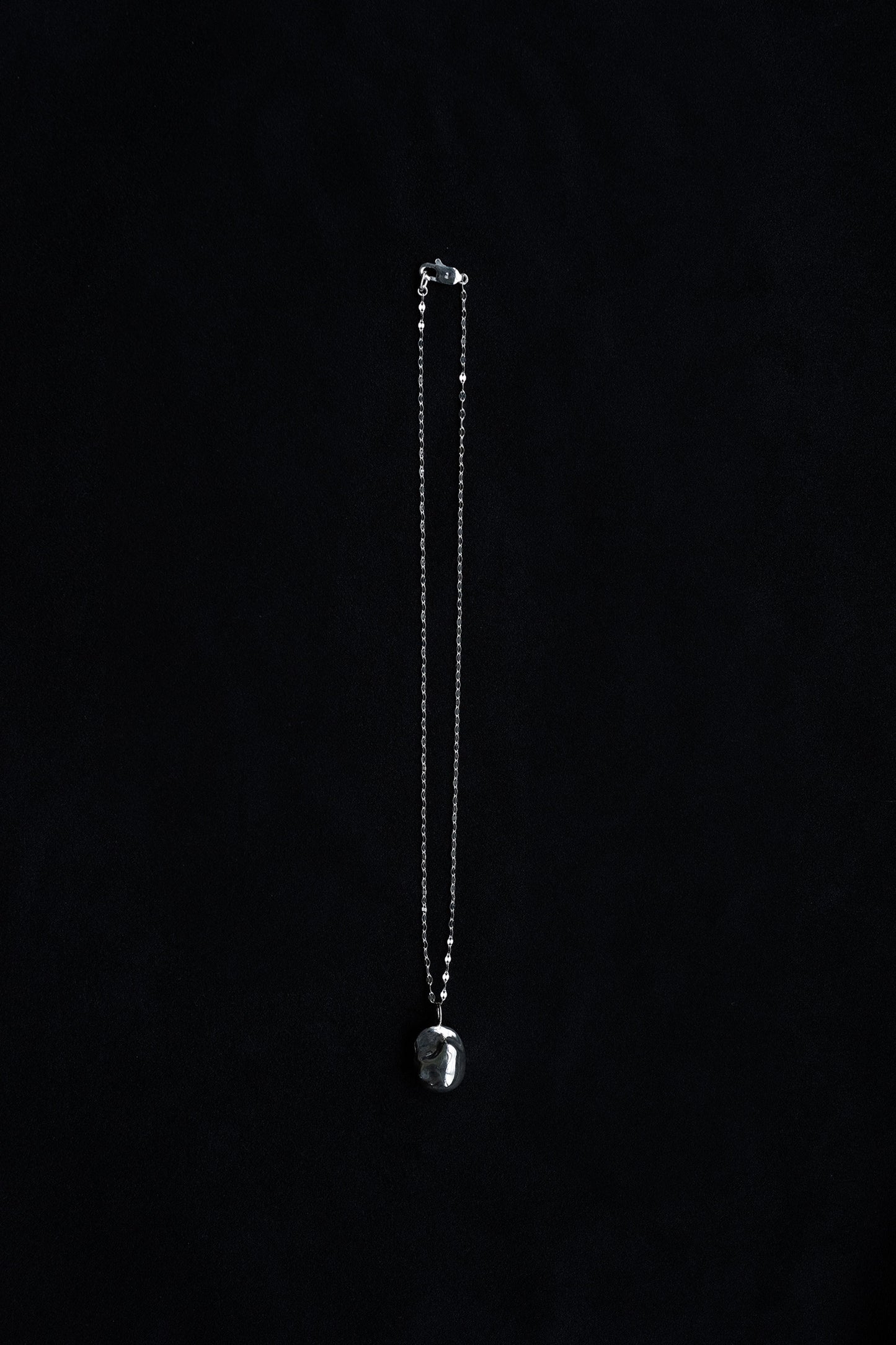 SILVER PEARL  NECKLACE