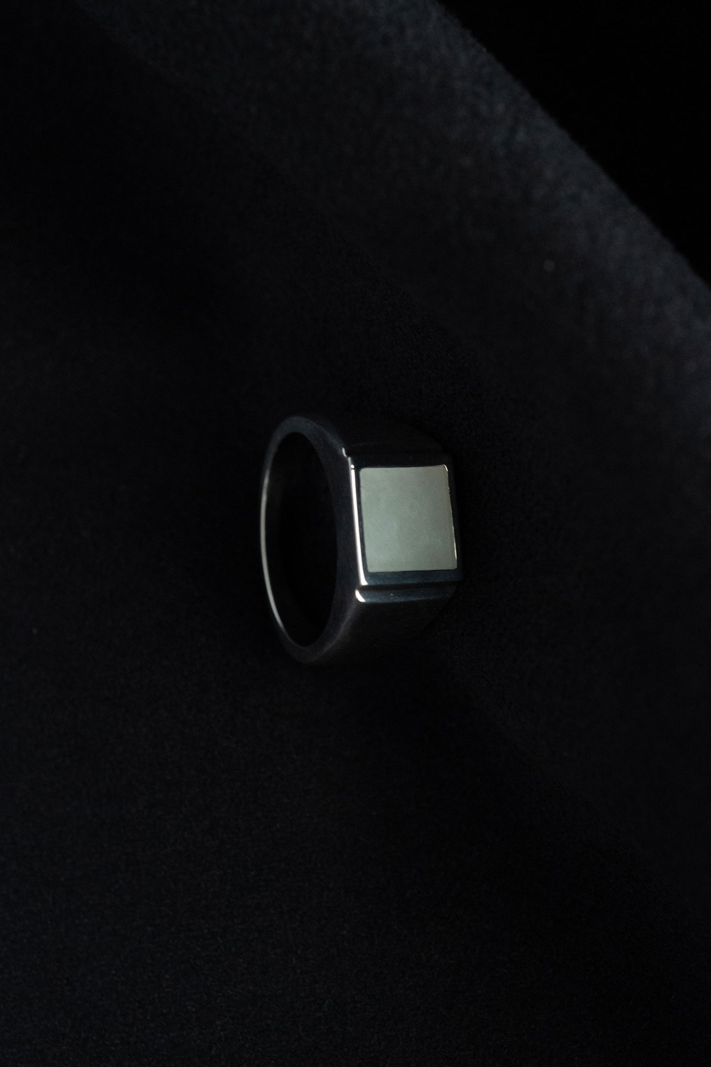SIGNET RING / JADEITE