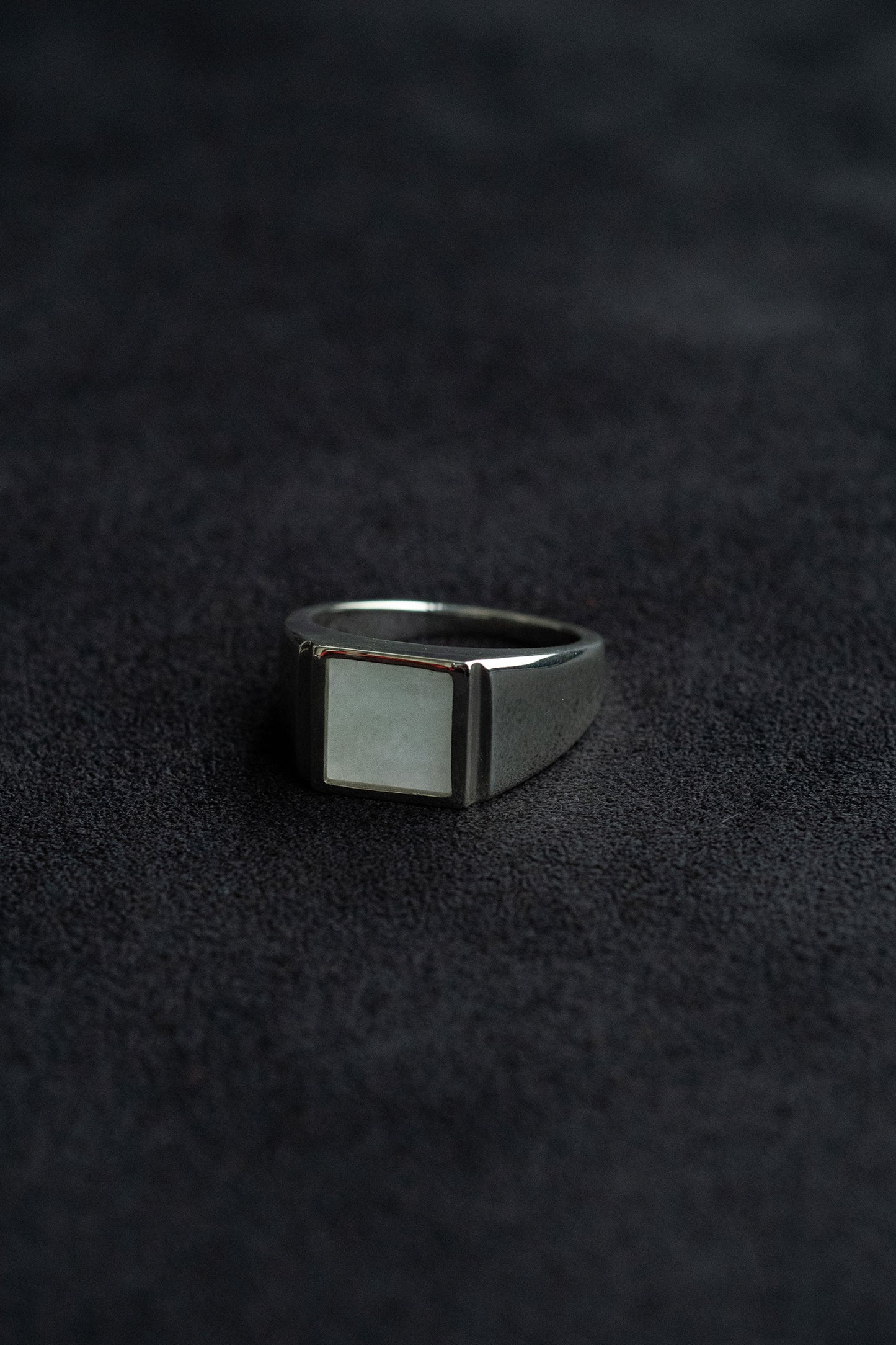 SIGNET RING / JADEITE