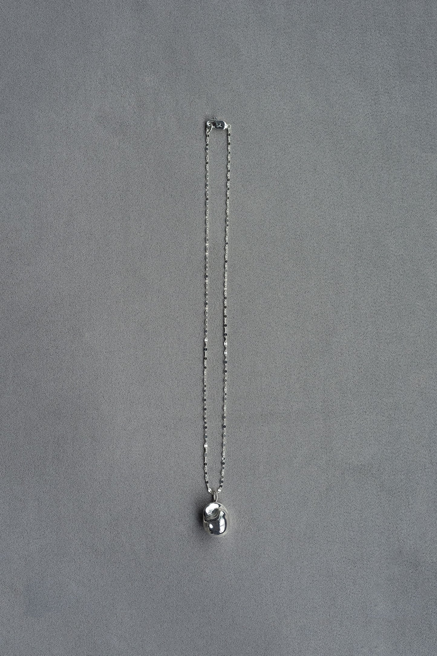 SILVER PEARL  NECKLACE
