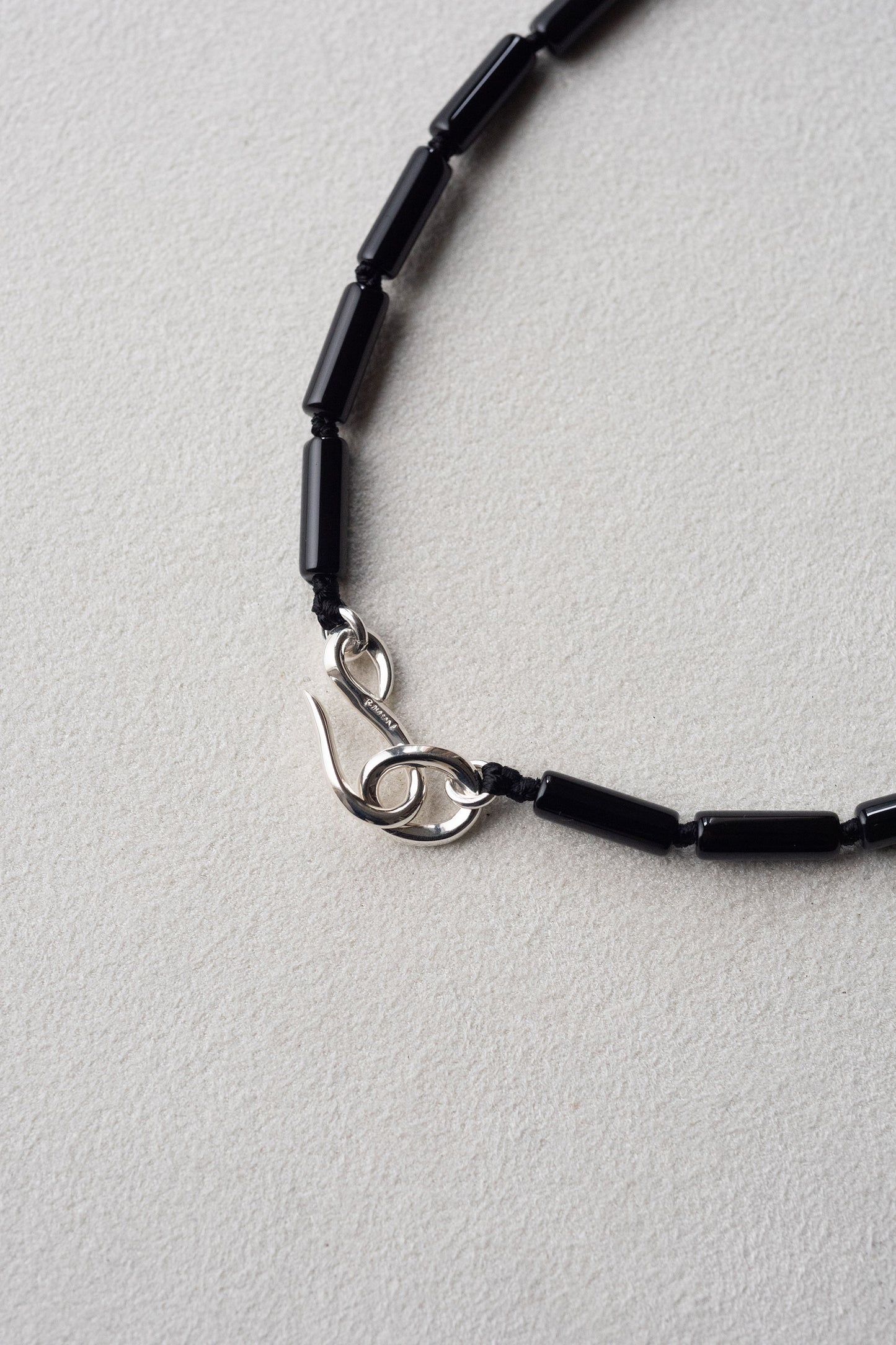SMALL TUBE ONYX NECKLACE