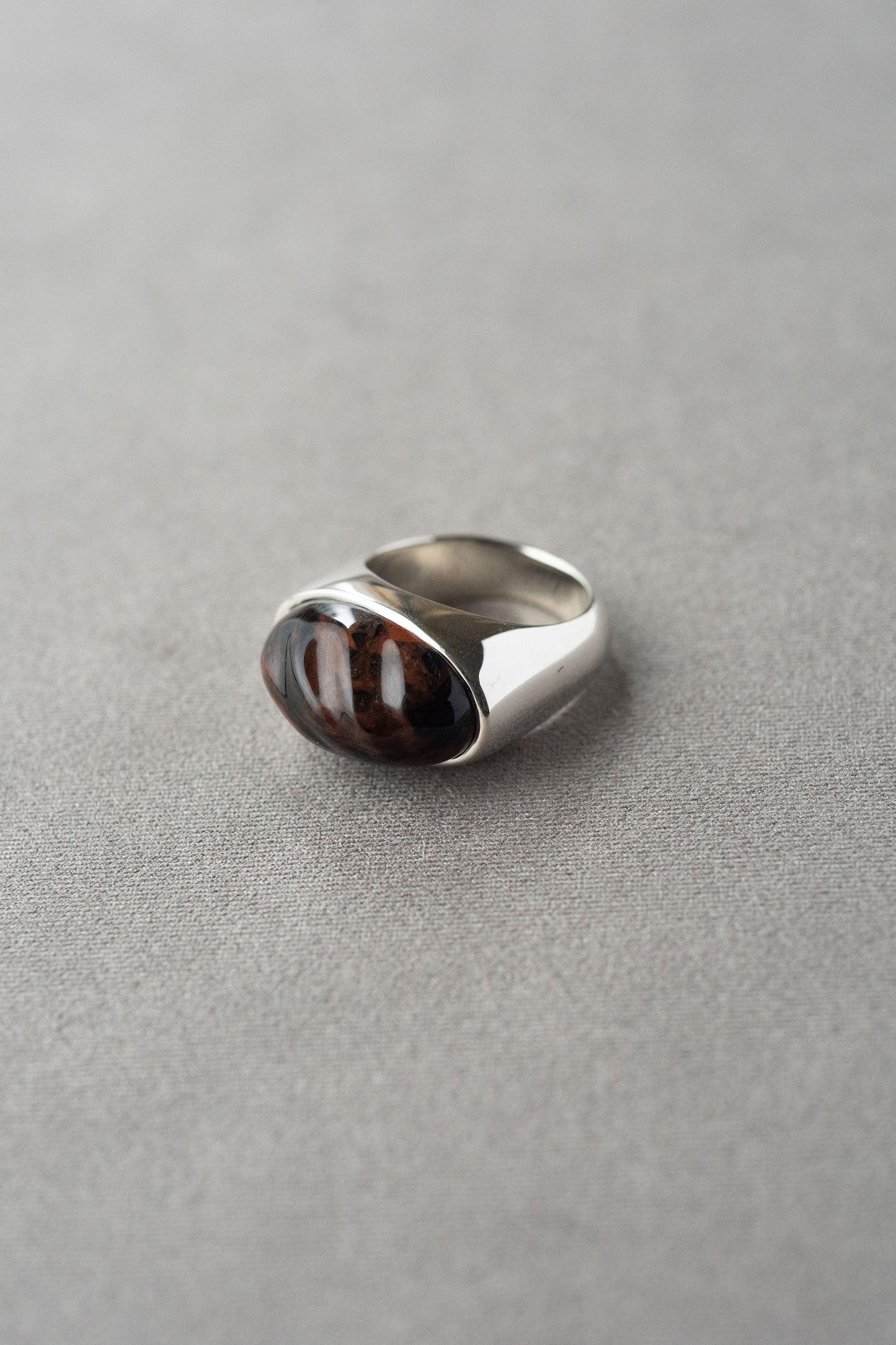 QUIETUDE  RING