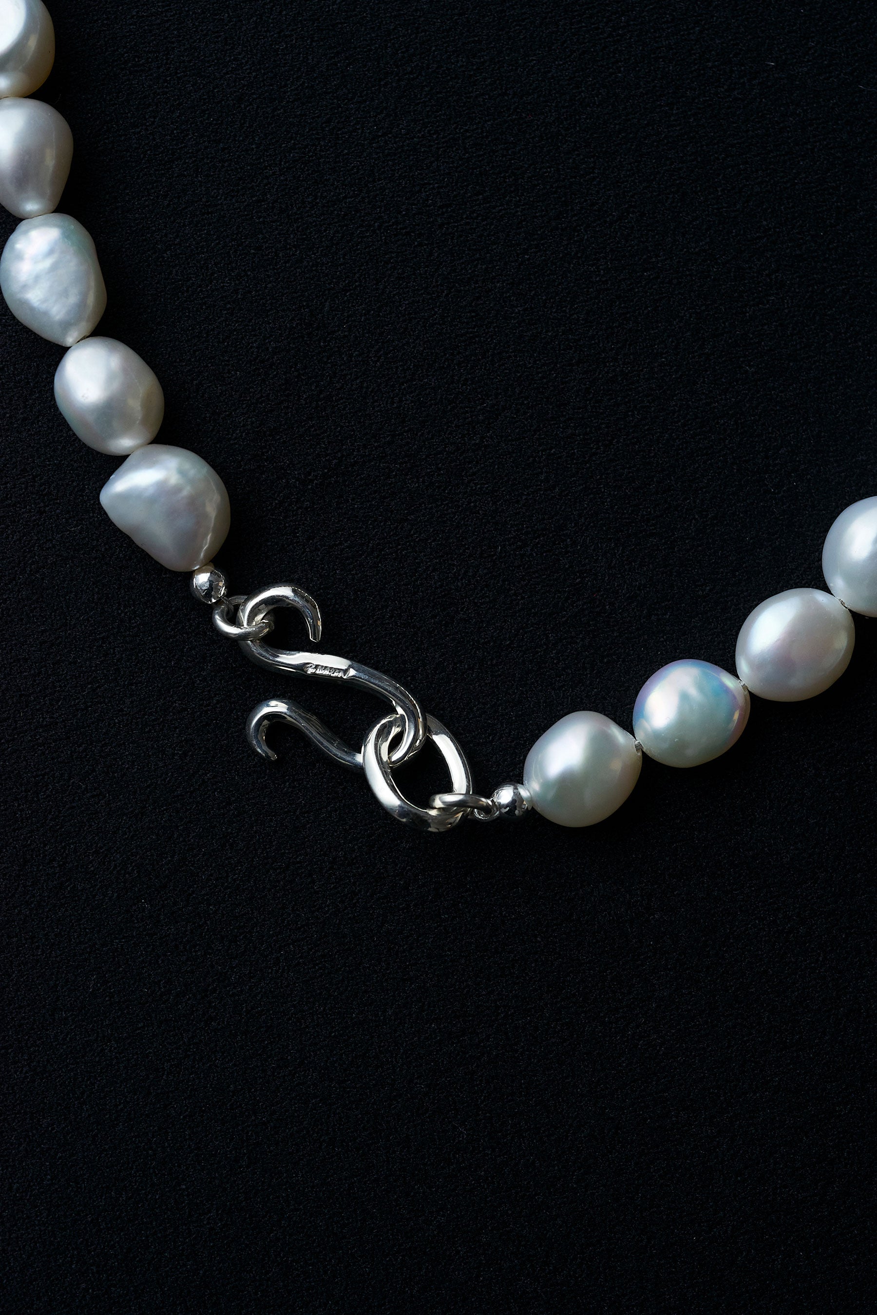 MADAM PEARL NECKLACE