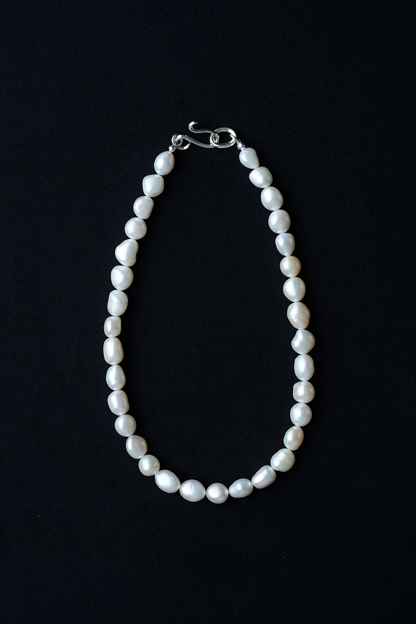 CLASSIC PEARL NECKLACE