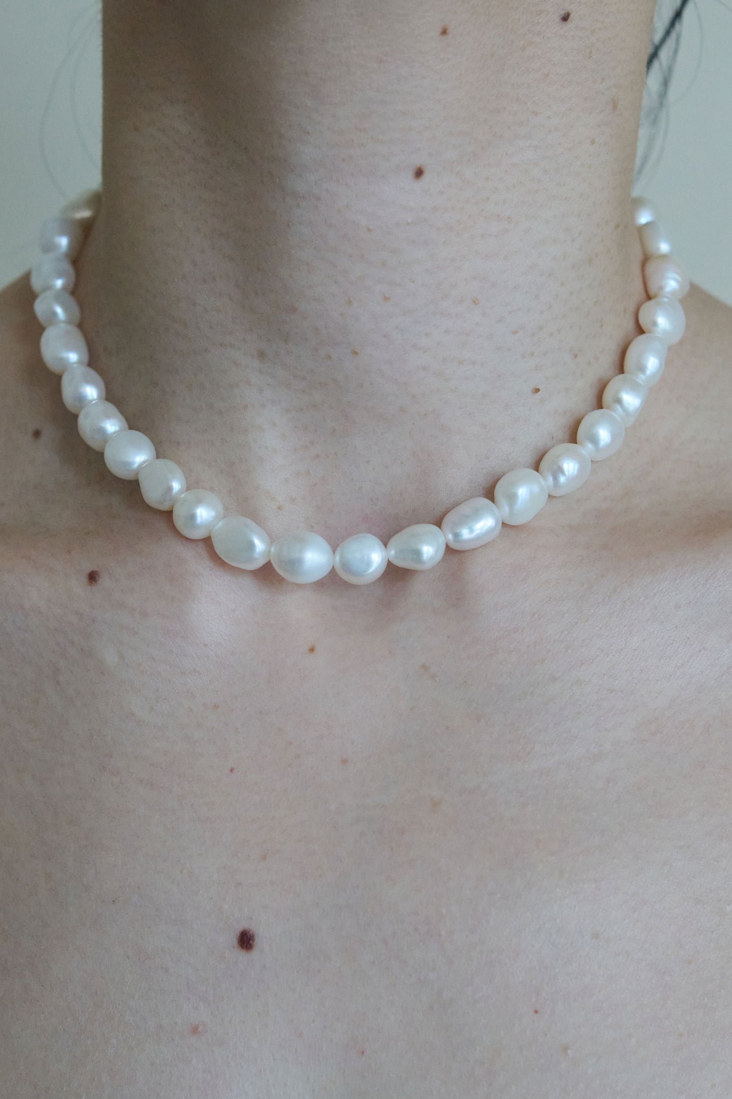 CLASSIC PEARL NECKLACE