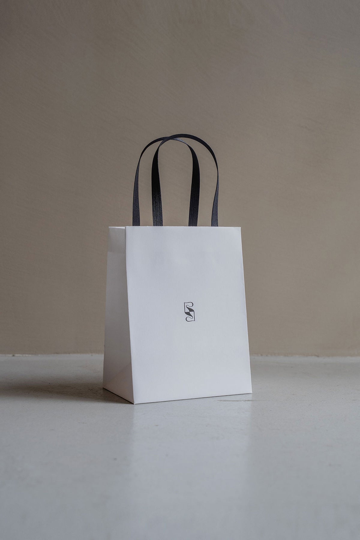 FREE GIFT WRAPPING