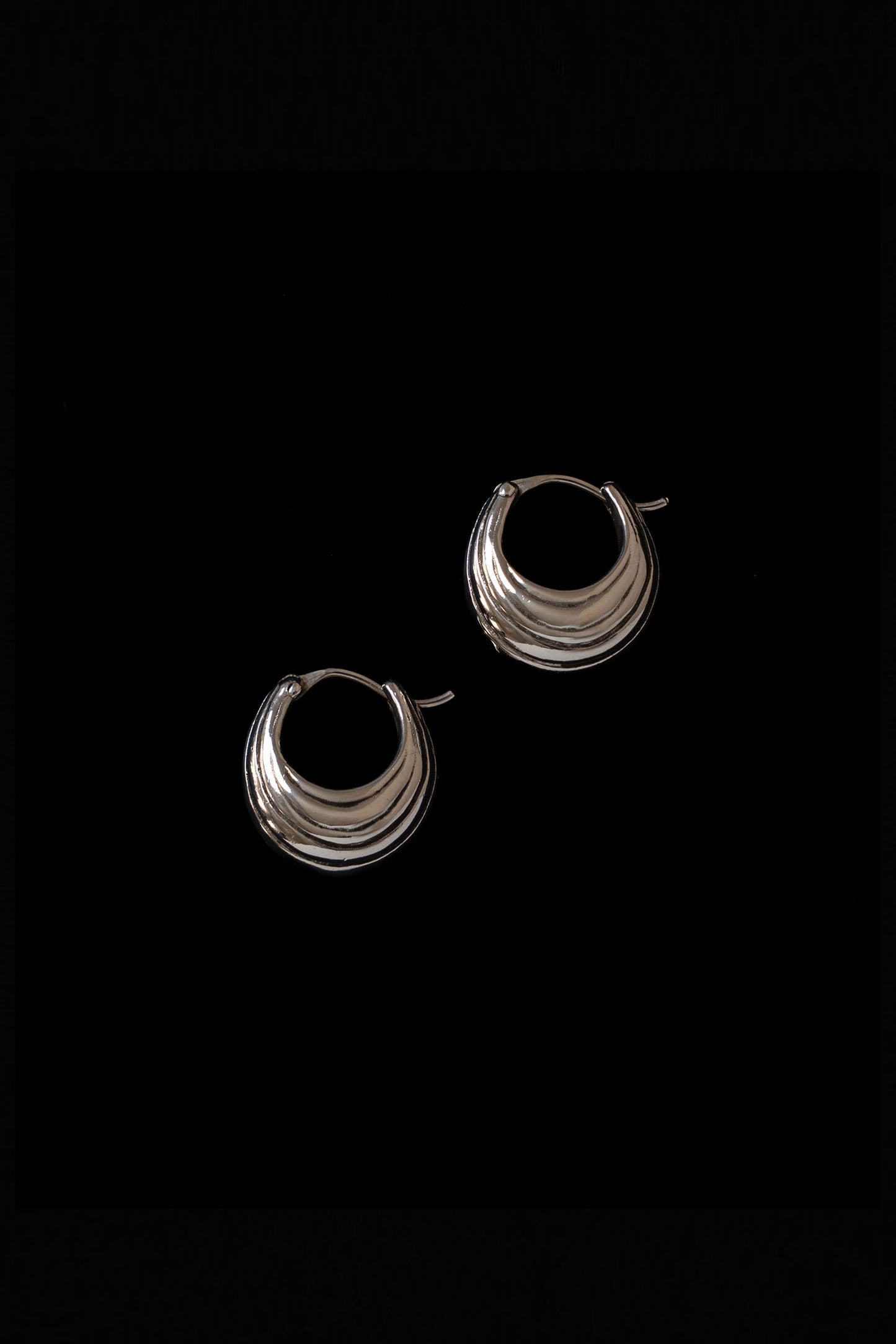 SHIMA HOOPS