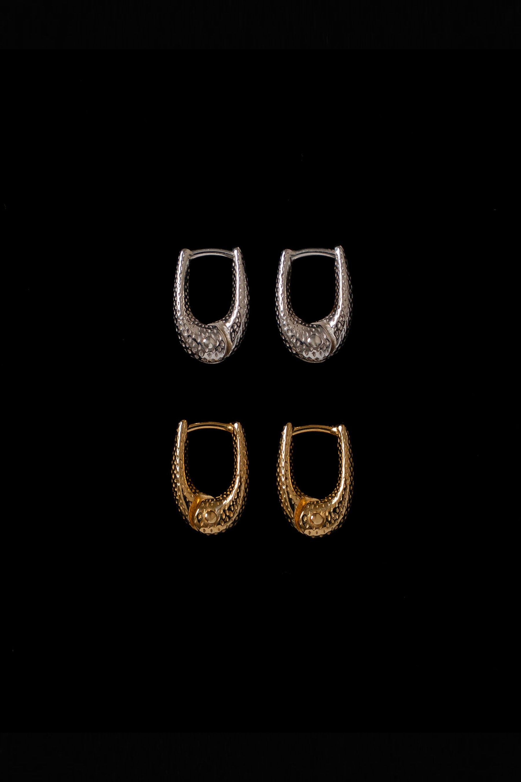 TINY DOT THIN HOOPS