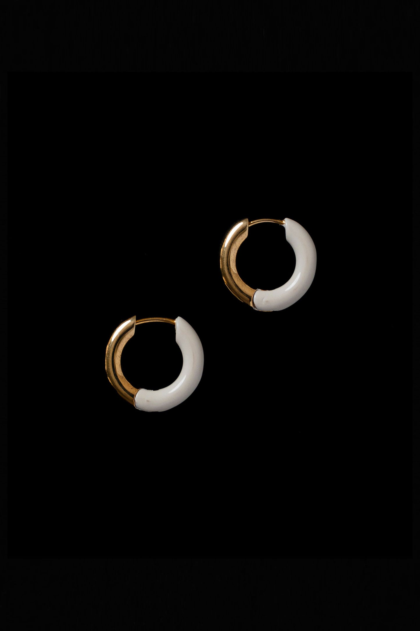 DIPPED TINY ALL ROUND HOOPS