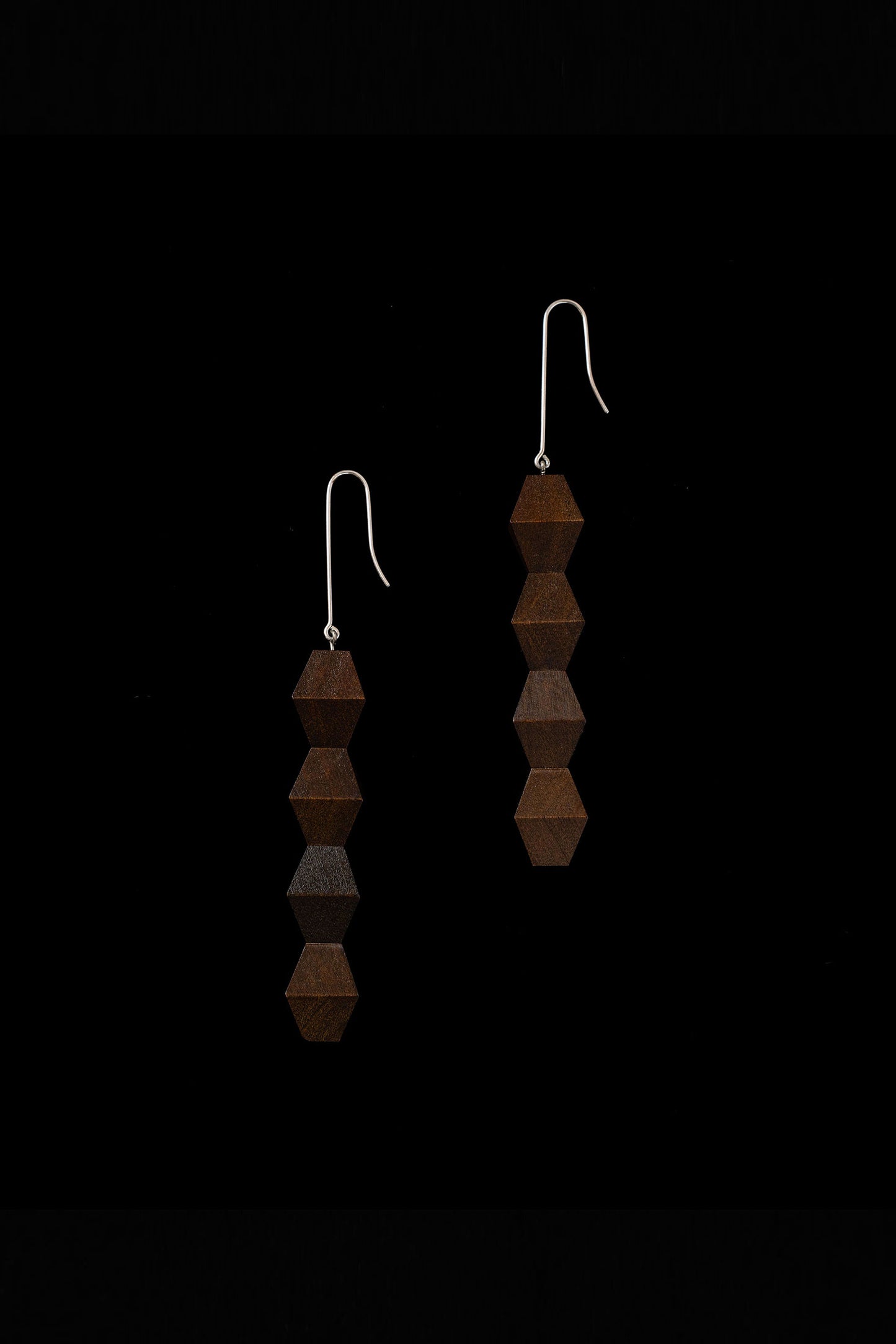 COLOMN WOOD EARRINGS